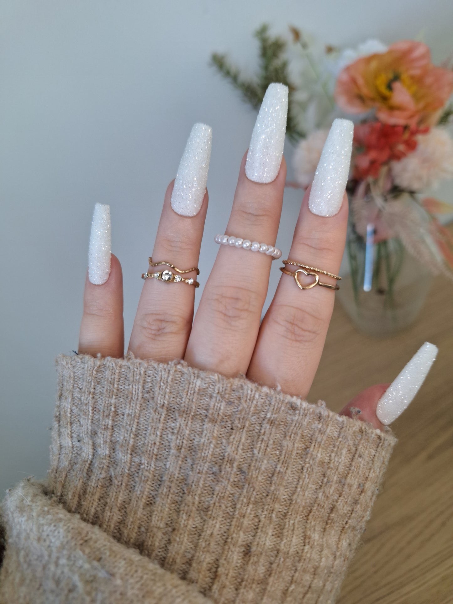 White glitter
