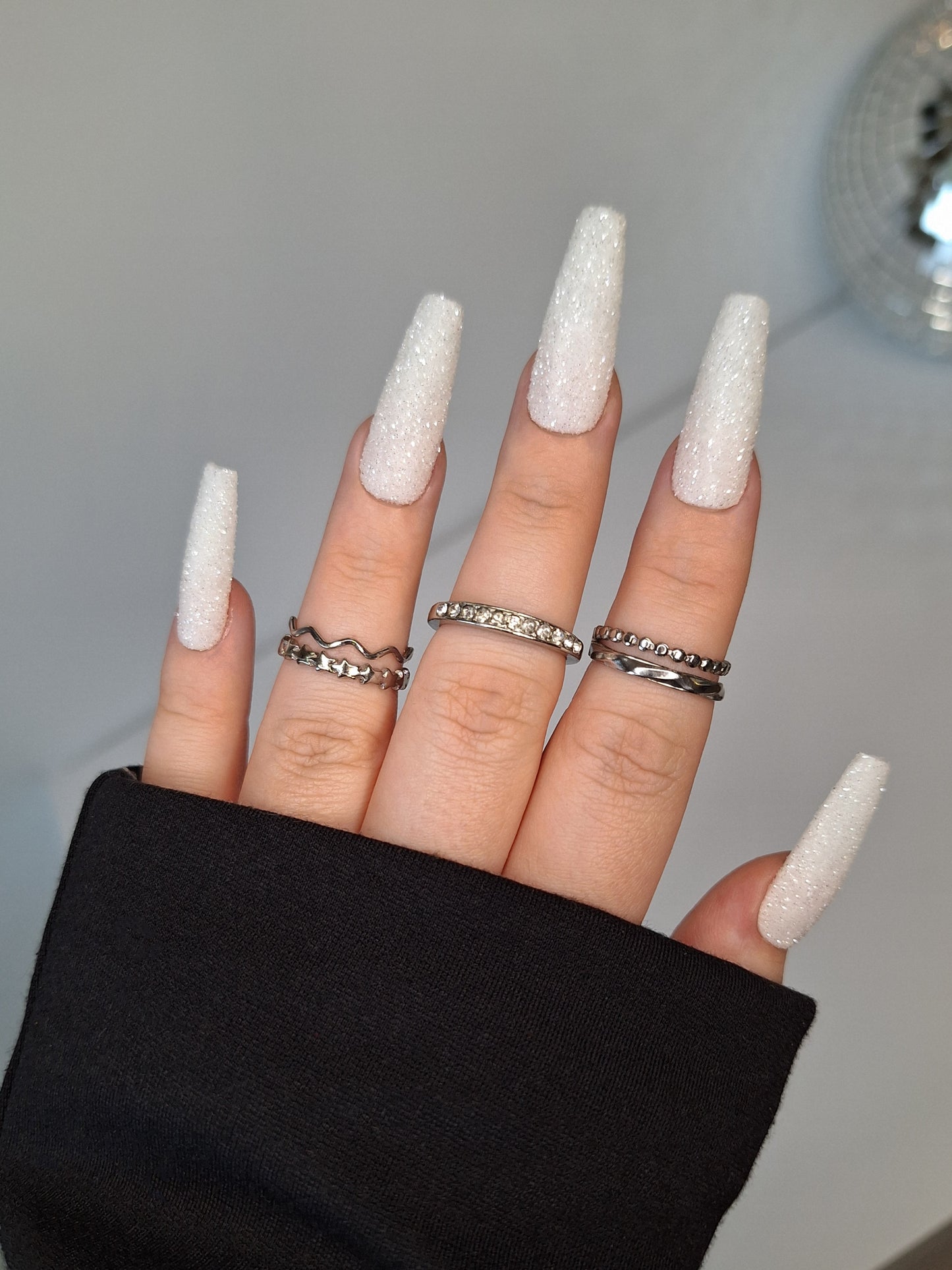 White glitter