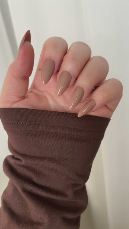 Caramel brown